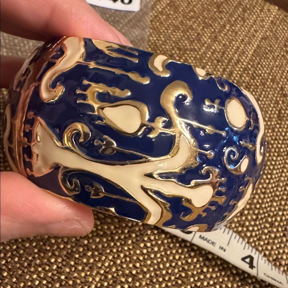 3140 Enamel Bracelet
